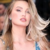 romee_0003.jpg