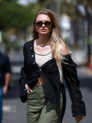 romee_0006.jpg