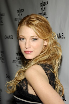 63404640_blake_lively_2008_chanel_tribeca_film_dinner_party_002.jpg