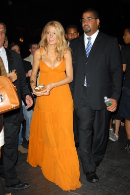62784953_blake_lively_2008_sisterhood_of_the_traveling_pants_2_premiere_230.jpg
