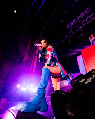 beckyg_0006.jpg