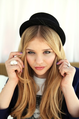 chloe_0001.jpg