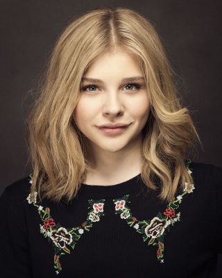 chloe_0002.jpg