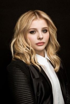 chloe_0001.jpg