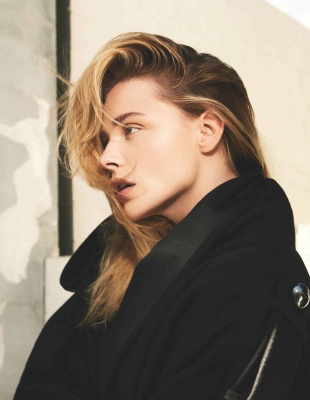 chloe_0003.jpg