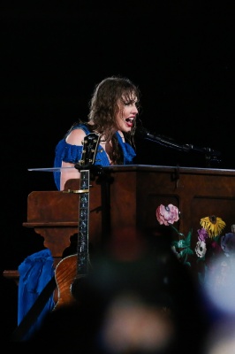 taylor_0154.jpg