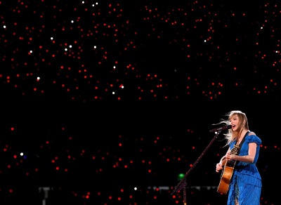 taylor_0034~0.jpg