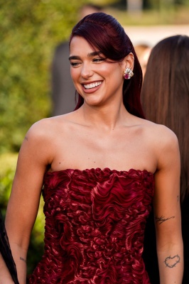 dualipa_0176.jpg