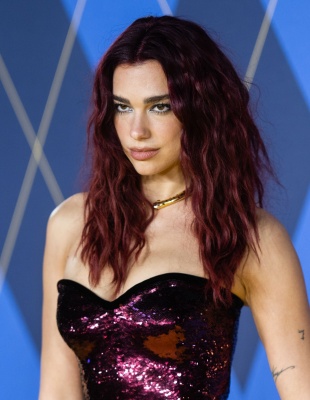 dualipa_0068~0.jpg