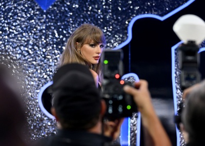TAYLOR_0029.jpg