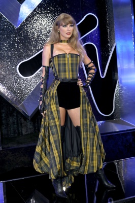 TAYLOR_0054.jpg