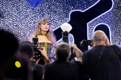 TAYLOR_0056~0.jpg
