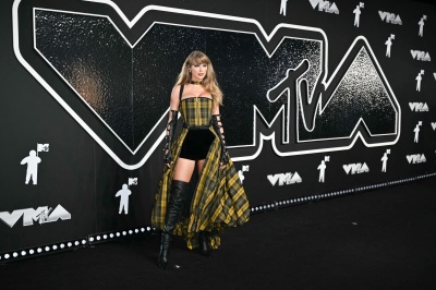 TAYLOR_0154.jpg