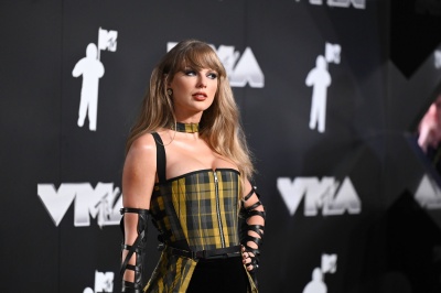 TAYLOR_0174.jpg