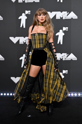 TAYLOR_0193.jpg