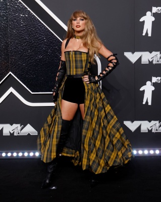 TAYLOR_0283.jpg