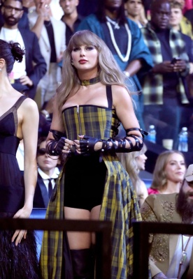 TAYLOR_0368.jpg