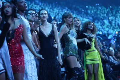 TAYLOR_0454.jpg