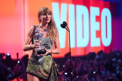 TAYLOR_0466.jpg