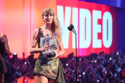 TAYLOR_0494.jpg