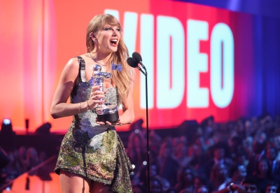 TAYLOR_0496.jpg