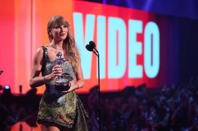 TAYLOR_0502.jpg