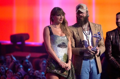 TAYLOR_0539.jpg