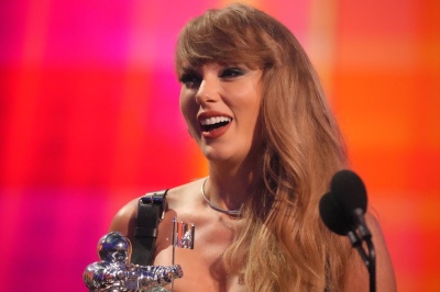 TAYLOR_0579.jpg