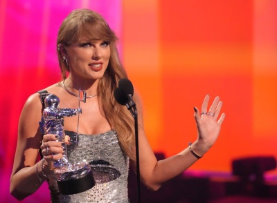 TAYLOR_0582.jpg
