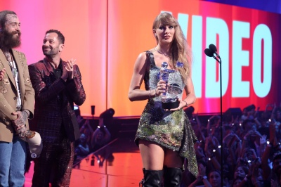 TAYLOR_0595.jpg