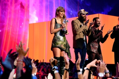 TAYLOR_0618.jpg