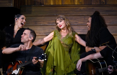 taylor_0100.jpg