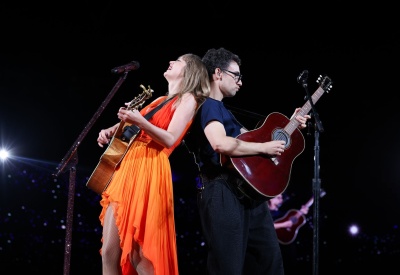TAYLOR_0001.jpg