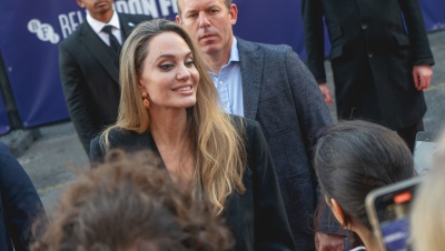 angelina_0024.jpg