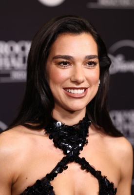 dualipa_0001.jpg