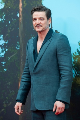 Pedro-Pascal-012.jpg