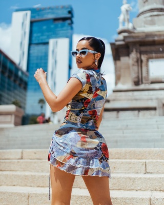 beckyg_0001.jpg