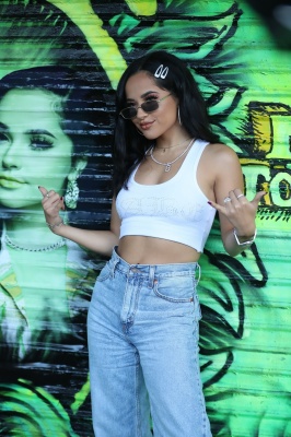 beckyg_0016.jpg