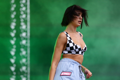 dualipa_0026.png