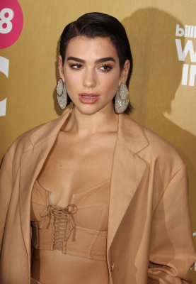 dualipa_0208.jpg