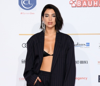 dualipa_0001.jpg