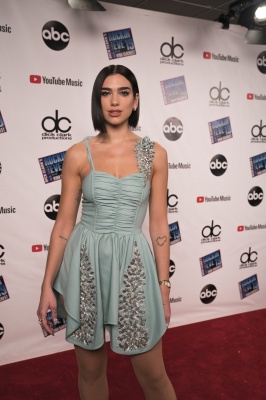 dualipa_0003.jpg