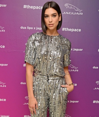 dualipa_0001.jpg