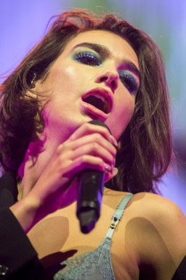 dualipa_0007.jpg