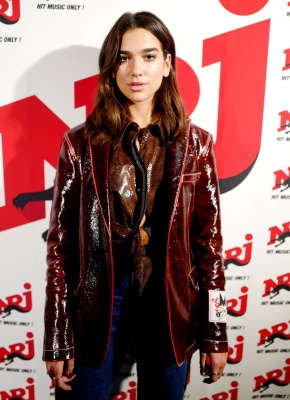 dualipa_0001.jpg