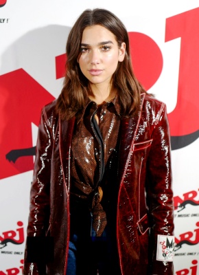 dualipa_0002.jpg