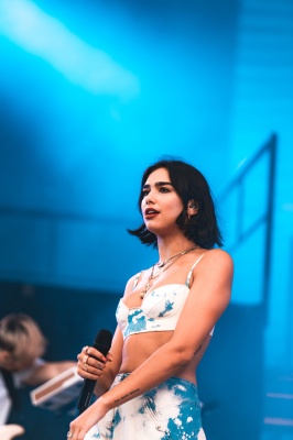 dualipa_0003.jpg