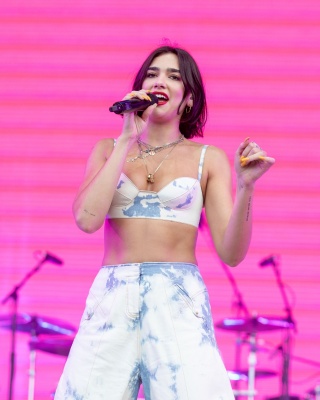 dualipa_0011.jpg