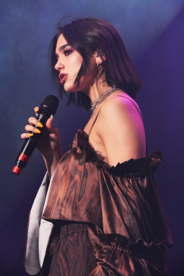 dualipa_0003.jpg