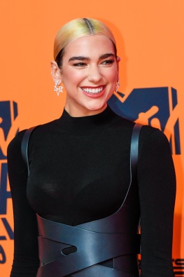 dualipa_0215.jpg